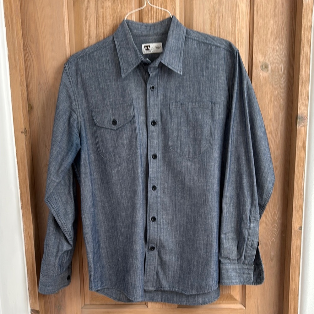 Tellason Men’s Chambray Button-Up Shirt
